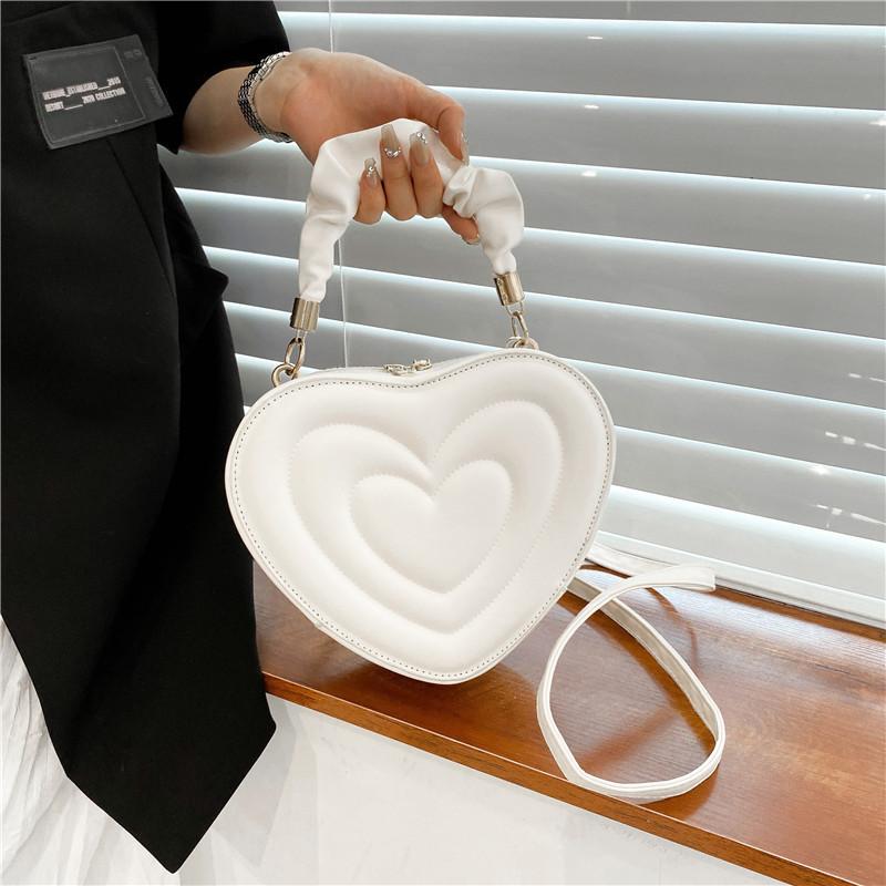 Adorable 2024 Heart Shaped Imprint Handbag For Girls Casual Fashionable Small Bag
