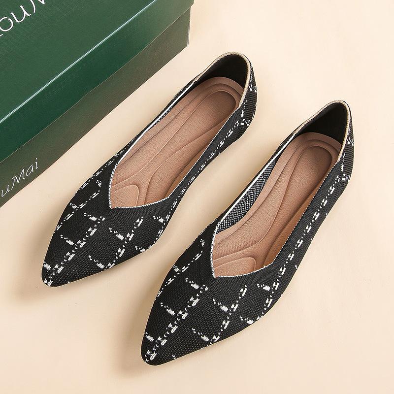 Fliegende gewebte Damen-Einzelschuhe neuer Frühling spitzgestrickte Schuhe flacher Boden flacher Ausschnitt bequeme Doudou-Schuhe große Größe Damenschuhe