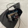 Retro temperament simple shoulder bag female office workers commuting versatile fashion handbag going out large capacity mother and child bag