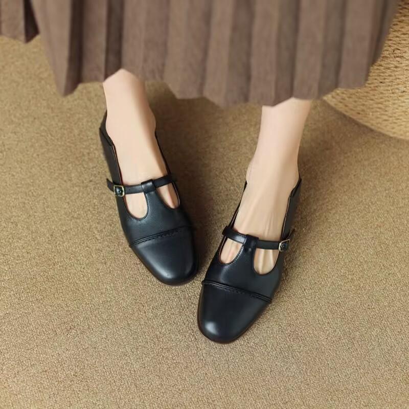 

Fashion 2025 New Retro Women s Oxford Shoes Low Heels T Strap Shoes for Female Buckle Strap Shoes Girls Zapatos Mujer 35 чёрный