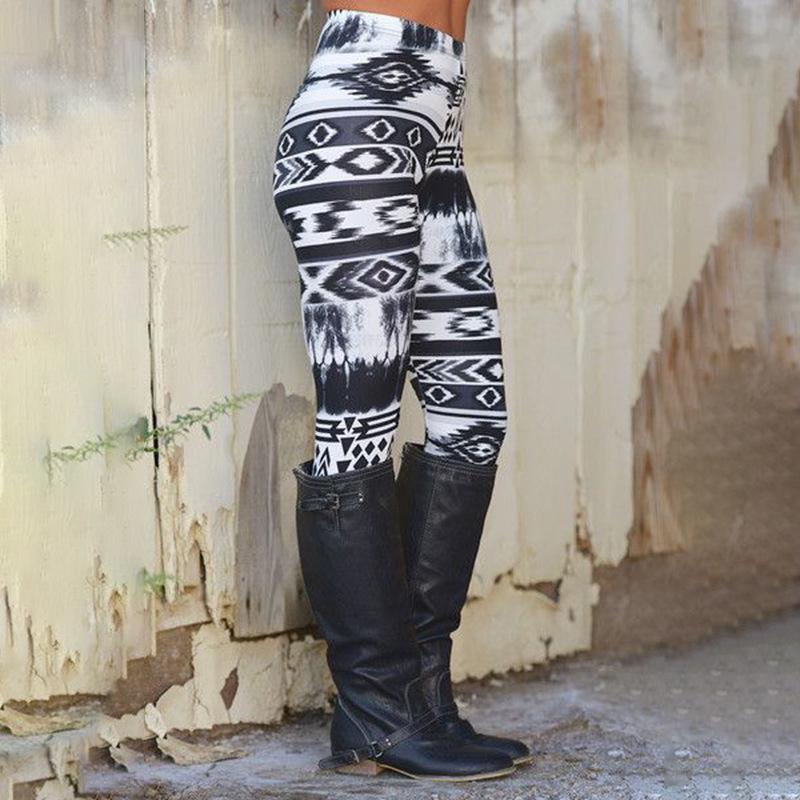 High-Waisted Black 3D Print Yoga Pants: Slimming & Tight Fit for Fitness