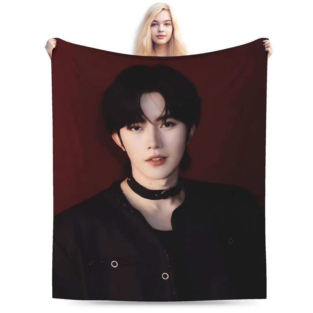Huang Xing Eliot Huang DDesire Plush Blanket Child Flannel Throw Blanket For Home Decor Soft Custom DIY Quality Bedspread Gift