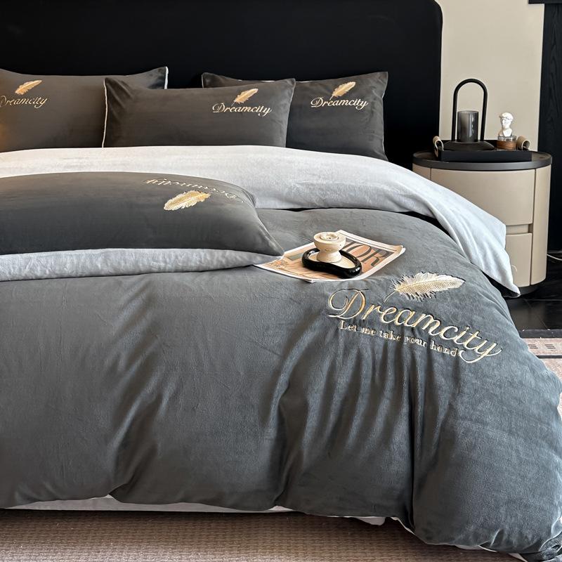 Plush Coral Fleece Winter Bedding Set: Thickened Velvet Duvet Cover, Flannel Bed Sheet, and Pillowcases