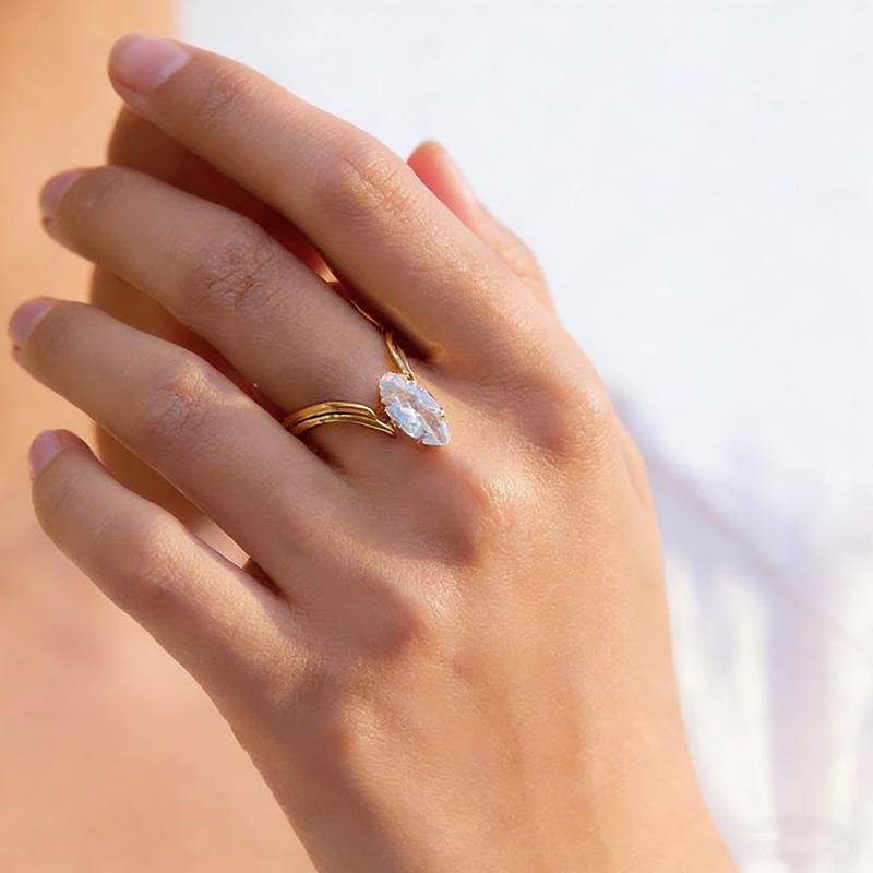 Stylish Personalized Marquise Zirconium Titanium Steel Hollow Ring