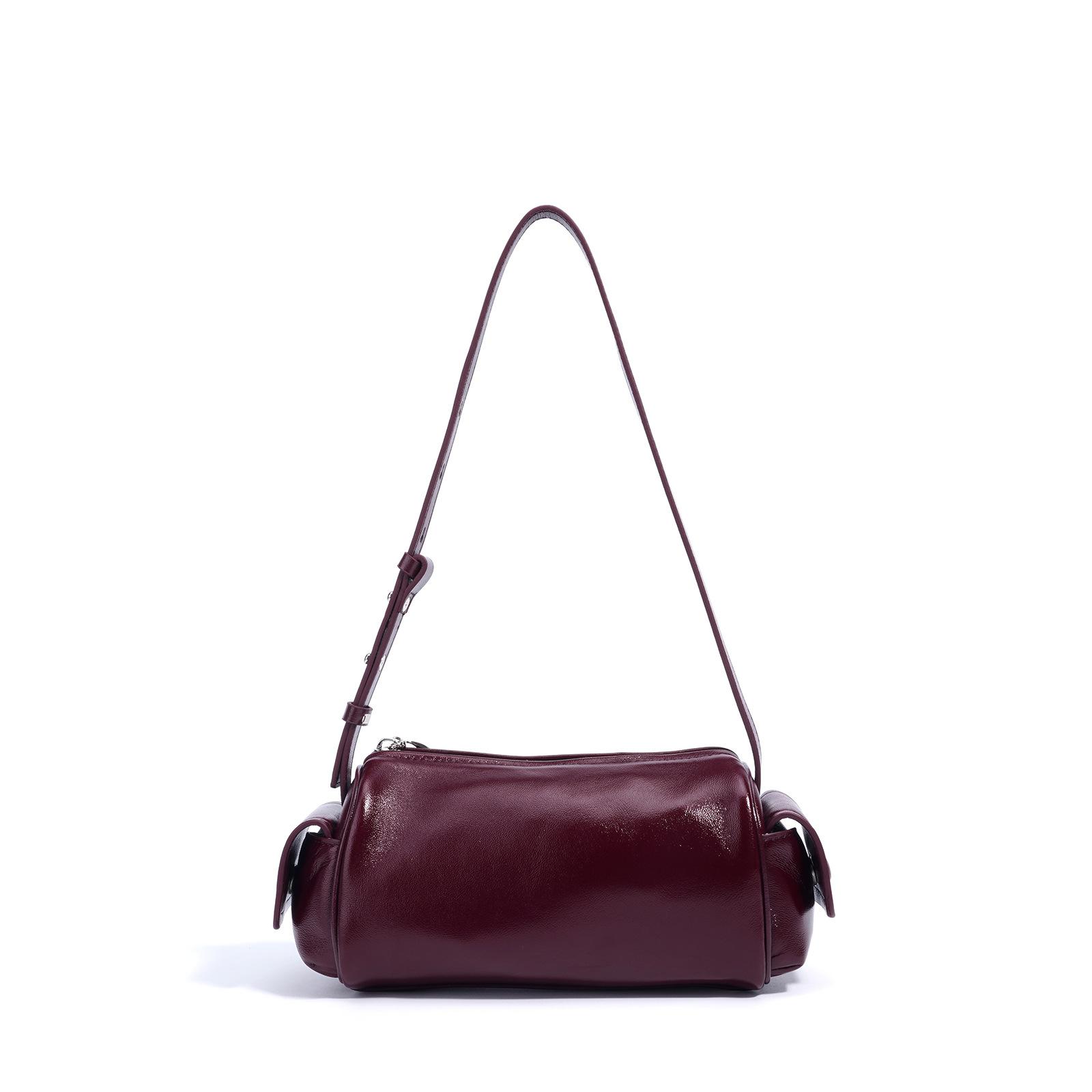 

2025 новый нишевый дизайн кожаный чехол для ручек сумка под мышкой мини маленькая квадратная сумка высококлассная сумочка сумка из овчины