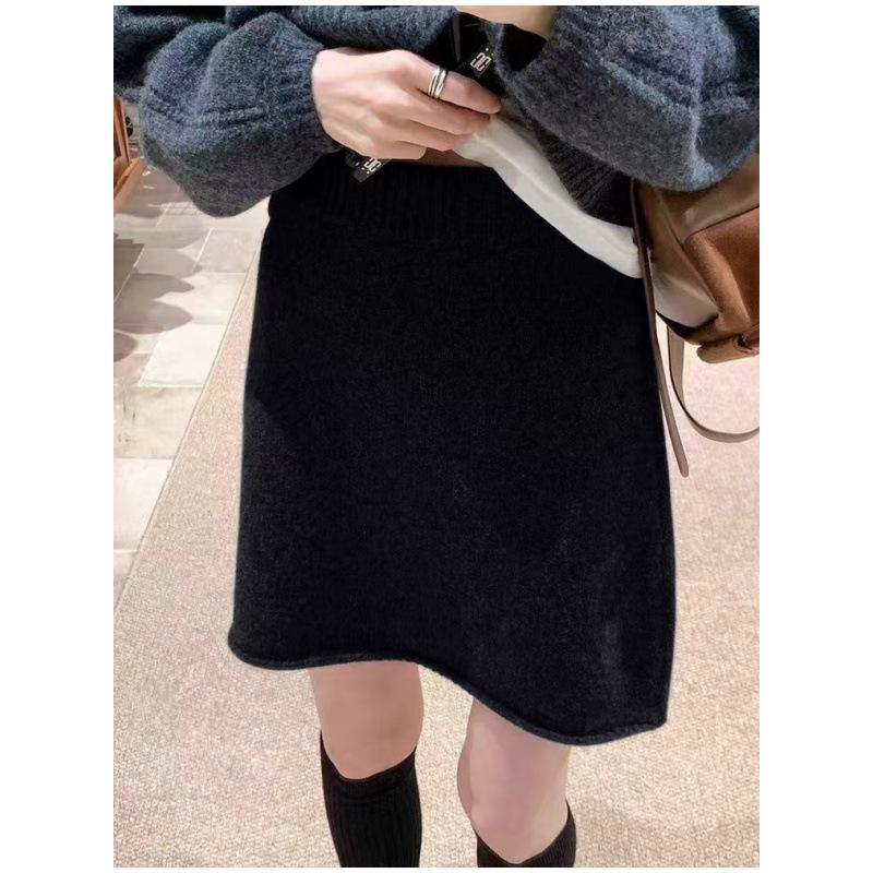 Women's Grey Knitted Skirt: Rolled Edge, Hip Wrap, Petite Fit - Flattering Wool Short Skirt for Spring, Autumn & Winter 2025