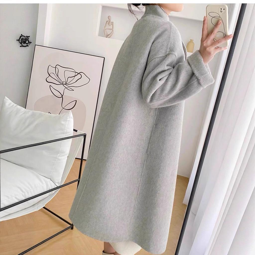 Women's Long, Loose-fitting, Elegant, Slim-fitting, and Stylish Coat for Autumn and Winter.