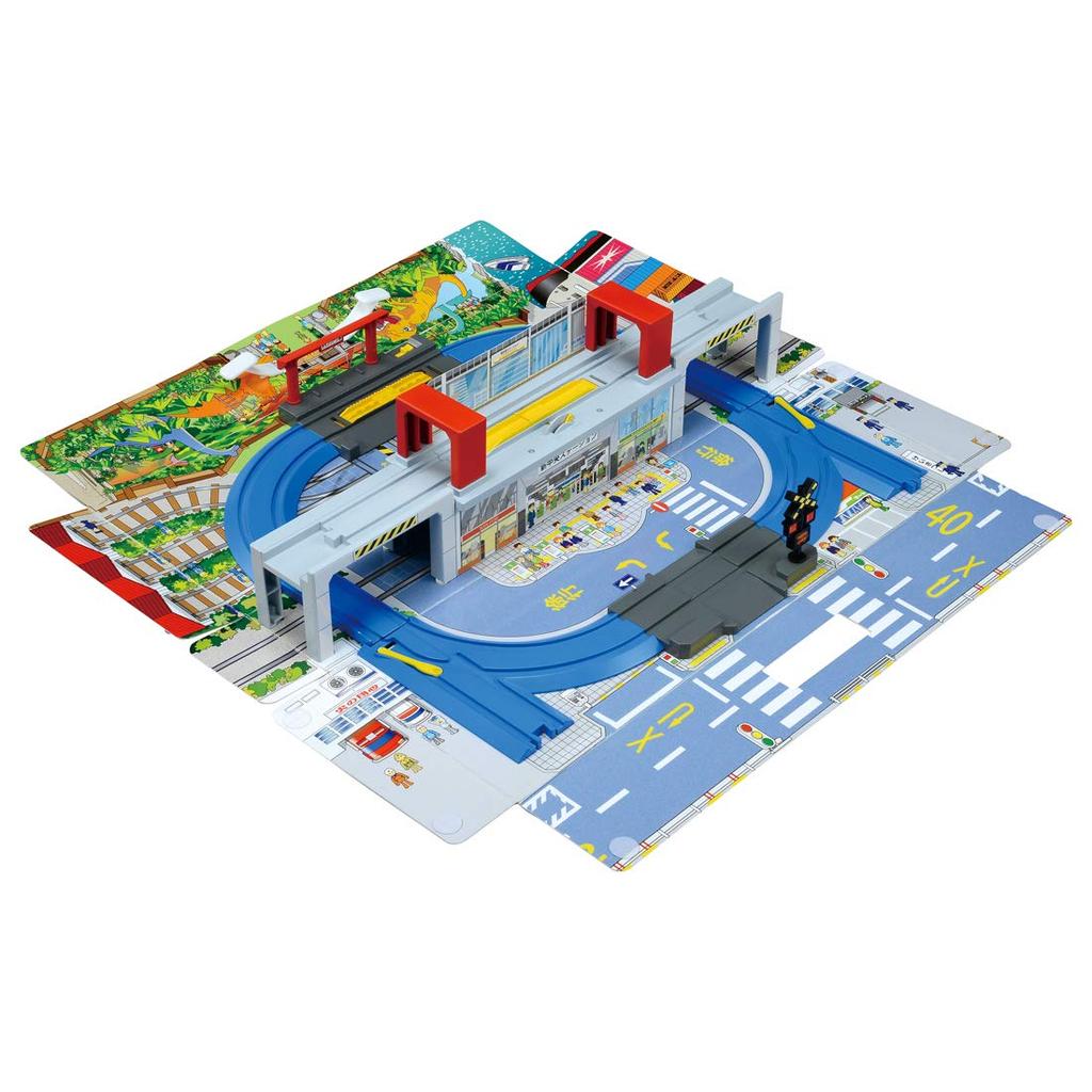 Plarail Unfold and create a 3D town map with Tomica and Plarail