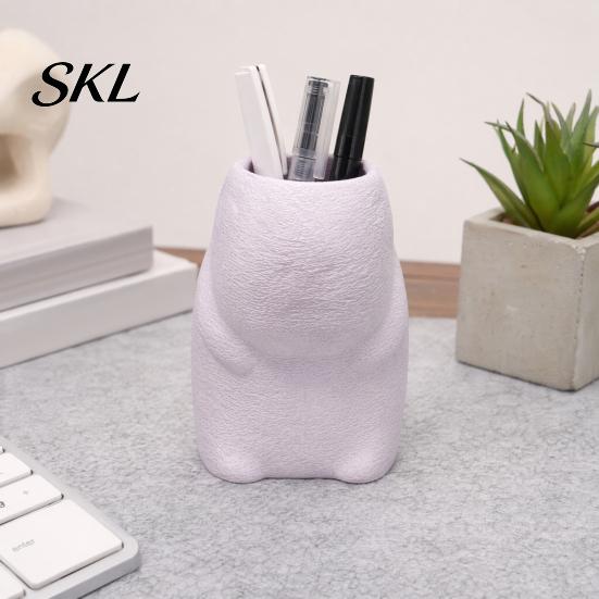Desktop Decoration Pen Holder Standing Capybara Holder, Cute Animal Desk Organizer for Pens Makeup Compact Pencil Brushes, Large Capacity Stand Office