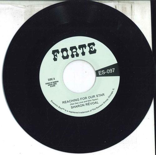 

7inch Record SHARON REVOAL - Reaching For Our Star / Run Between ES097 Numero Group, F 2024 US Soul/Funk