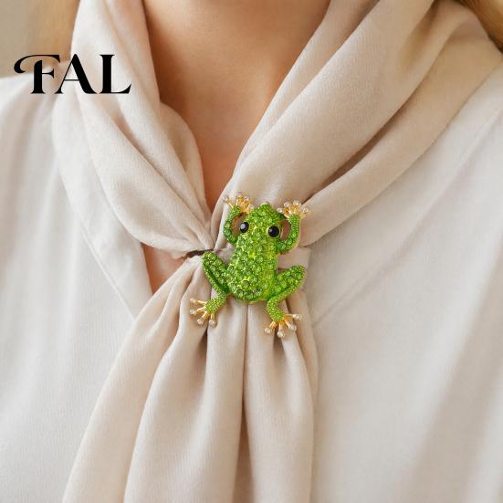 Funky Toad Earrings Frog Jewelry for Women, Rhinestone Stud Earrings, Sparkly Cute Women Animal Brooch Pin, Vintage Boho Summer Beach Vacation