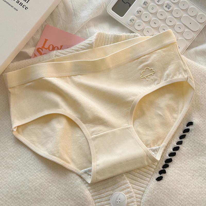 

Comfortable Cotton Women s Underwear With Simple Weather Patterns And Breathable Fabric For Everyday Use Apricot,M