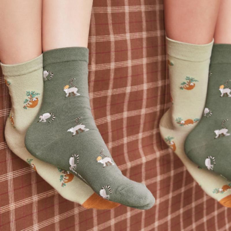 STUDIO SOCKSTOP SOX ISLAND CO Unisex Sloth Pattern Socks