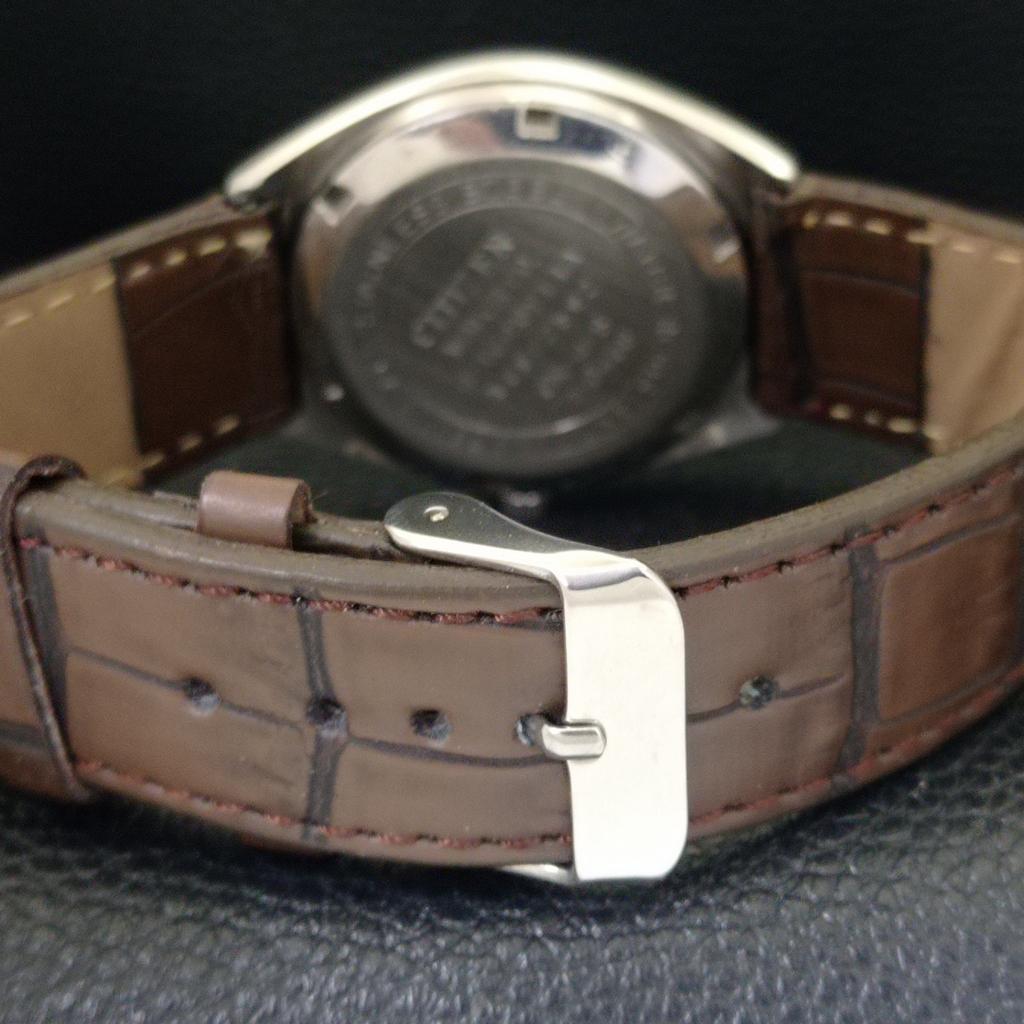 Citizen AUTOMATIC 8200 JAPAN MENS VINTAGE ARABIC BLUE COLOR DIAL WATCH A702765-1 R210-a702765