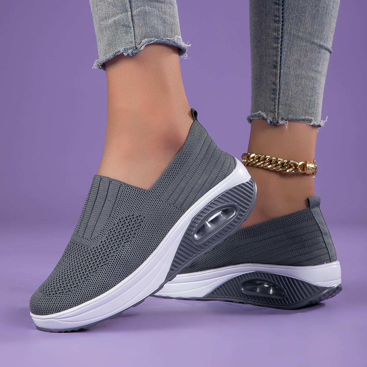 

Новые большие размеры, дышащие и легкие женские туфли на воздушной подушке, спортивная и прогулочная обувь на высокой платформе, летающие плетеные туфли-качалки 36 темно-серого