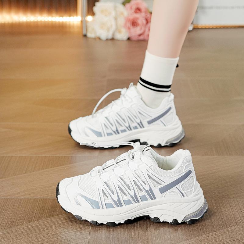 Women's Hiking Shoes Lace Up Sports Shoes Mesh Flat Shoes Comfortable Round Toe Cross Casual Women's Shoes for The Street
