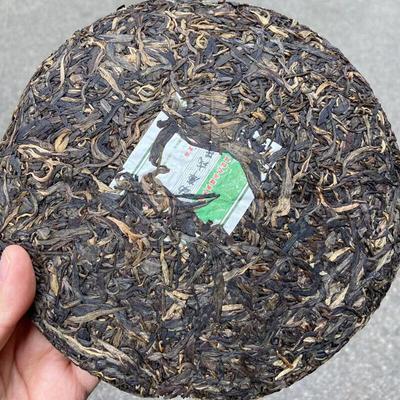 2013 Mengku Rongshi Mu Shu Cha Matka Stare drzewo Pu-erh Ciasto herbaciane 357g Surowe Puer