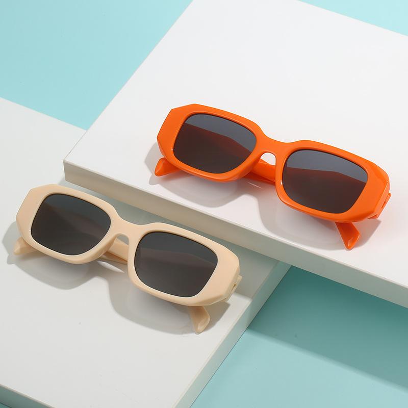 Vintage Black Square Sunglasses Woman Luxury Brand Small Rectangle Sun Glasses Female Gradient Clear Mirror UV400