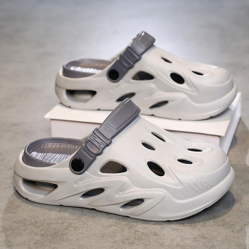 Hollow Men’s Sandals Summer Comfortable Beach Shoes Lightweight Women Slippers Outdoor Non Slip Casual Shoes Indoor Home Slides