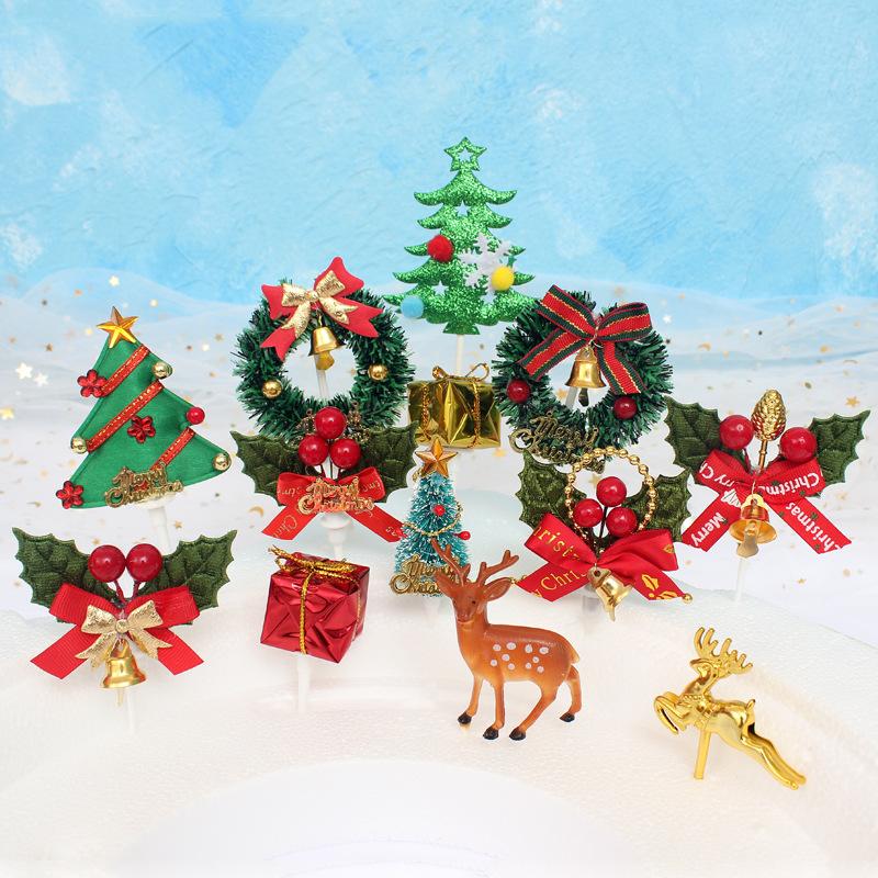 10pcs Christmas Cake Picks Cake Toppers with Bow Holiday Cupcake Toppers Wreath for Holiday Christmas Cake Ornaments Decorations