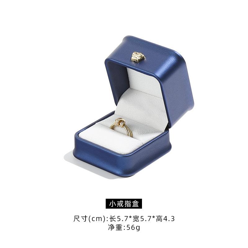 

1Pc Leather Jewelry Organizer Wedding Ring Box Pendant Bracelet Necklace Storage Case Gift Packaging Display Box Wholesale синий