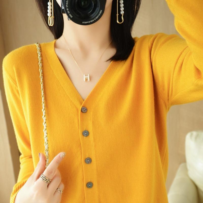 Autumn Winter Fashion Cardigan Women Sweater Knitted V-neck Long Sleeved Bottoming Shirt Solid Color Casual Simple Basic Tops Coats