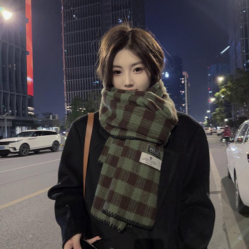 Retro plaid scarf women's new winter thickened student shawl dual-purpose warm scarf green
