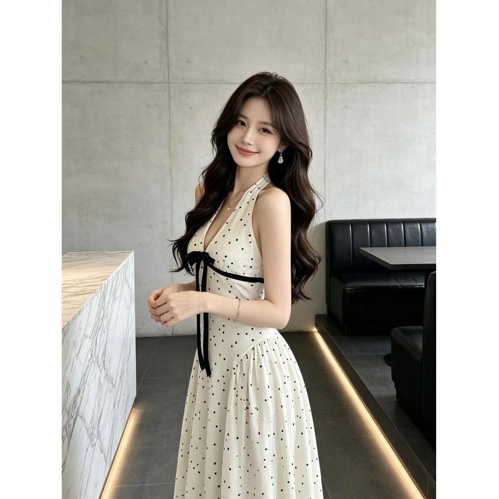 2026 French First Love Coffee Break Retro Polka Dot Neck Dress Women's Design Sense Thin Waist Halter Dress