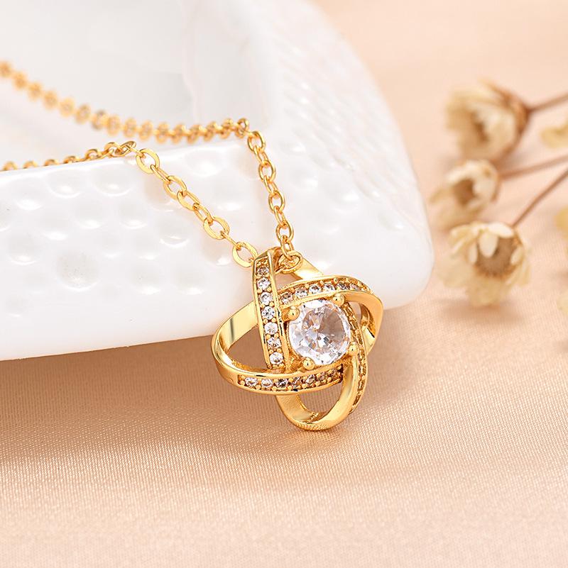 Four-Leaf Clover Diamond Pendant Necklace with Zirconia and O-Chain, White Gold Plated Clavicle Chain