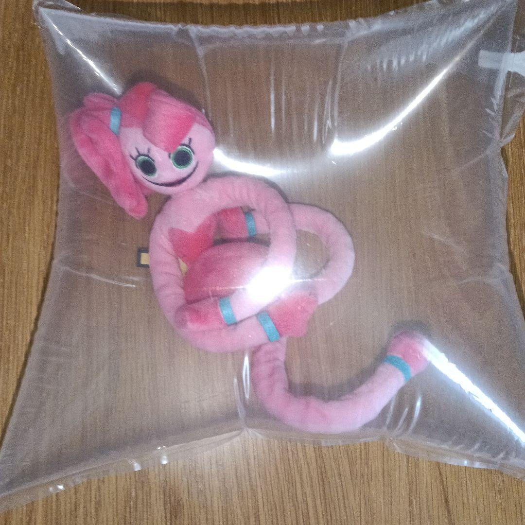 Poppy Playtime posing plush toy Mami Longlegs