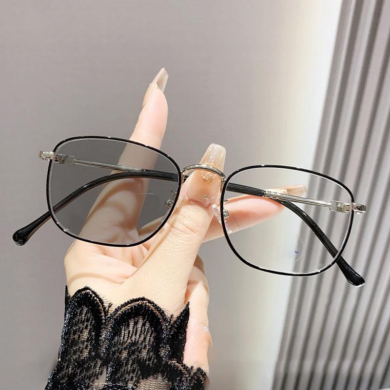Anti-blue Light Pochromic High-definition Fashionable Nearsighted Glasses