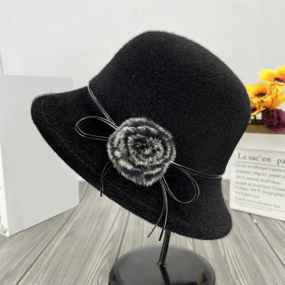 

HOT Winter Women Hat Jazz Cap Elegant Winter Wool Bucket Cap Autumn Pompom Solid Color Wool Hat With Brim Bowler Dome Hat 2025 чёрный