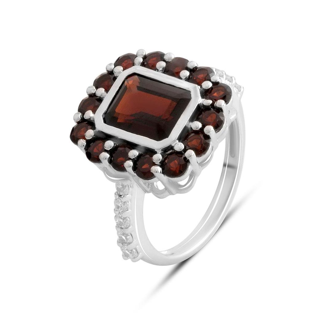 Серебряное кольцо с натуральным гранатом 5.492ct, вес изделия 5,68 гр (2181378)