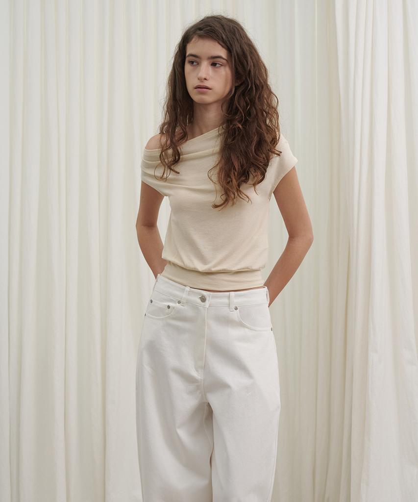 MARROT Drape Asymmetrical Tee_Cream Beige
