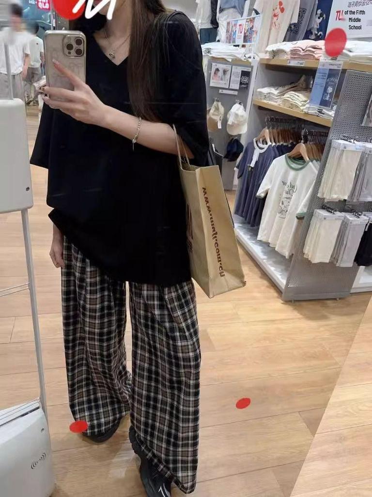 Women's Relaxed Fit Korean V-Neck Oversized T-Shirt - Short Sleeve, Mid-Length, Slimming, White, Perfect for Spring, Summer & Autumn