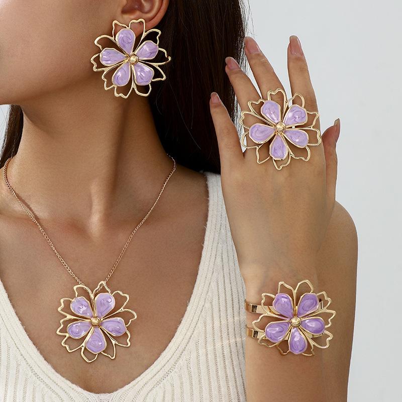 Hot-selling new dripping oil elegant and sweet lotus double-layer hollow three-dimensional flower ring bracelet stud earrings necklace