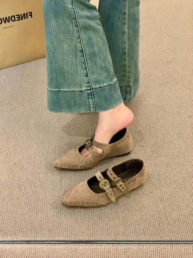 European and American Retro Pointed Flat Bottom Inner Height Increase Soft Leather Mary Jane Shoes Women's Brown Rivets One Word with Shallow Mouth