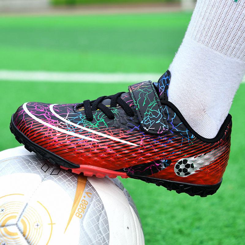 Cheap kids soccer boots broken nails student training shoes Velcro short spikes artificial grass children's foot training shoes