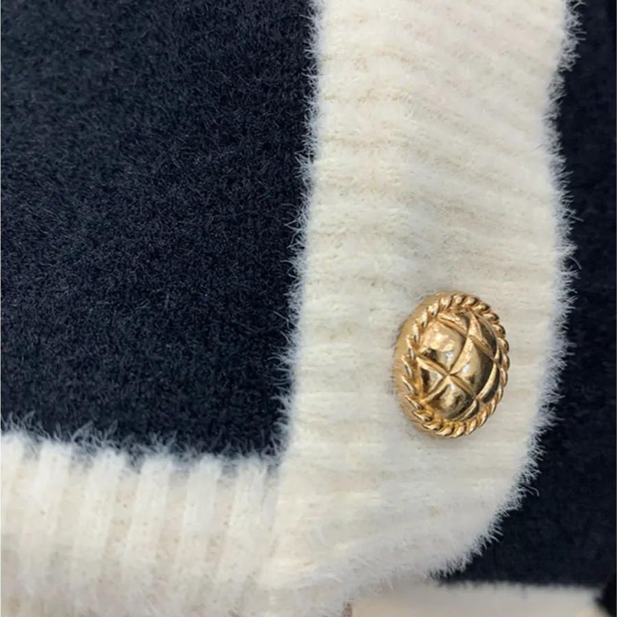 Women's Knitted Vest Spring Autumn Short V-neck Sleeveless Knitted Cardigan Vest Color-blocked Vest Top