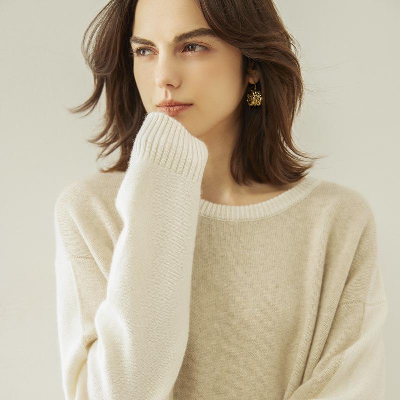 

Кашемировый женский свитер крупной вязки с круглым вырезом и цветными блоками - Коллекция Осень/Зима 2024 One Size верблюд