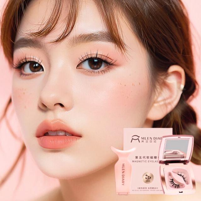 Mogugu - Магнитные накладные ресницы  Фея  Black - One Size