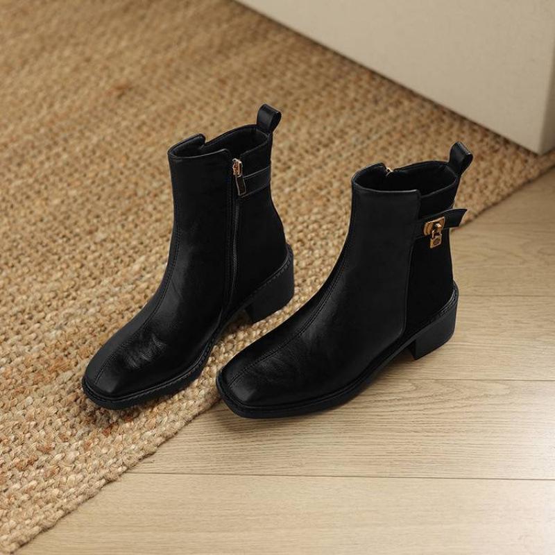 New Women's Large-size Leather Boots Medium Heel Solid Color Round Head Medium Tube Boots Korean Version Rubber Sole Autumn and Winter Side Zipper F