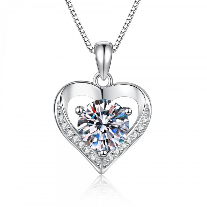Heart Pendant Necklace 1-3CT Moissanite Chain Valentines Day Jewelry Women