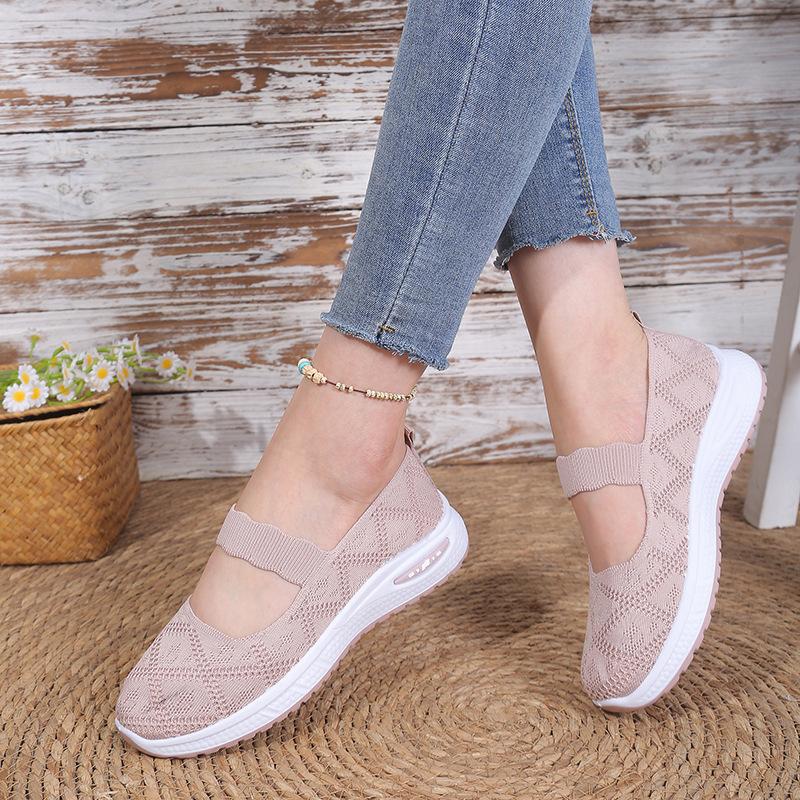 Flyknit Breathable Mom Shoes with Soft Sole, Anti Slip, Middle-aged and Elderly Walking Shoes, Shallow Mouth Single Shoes