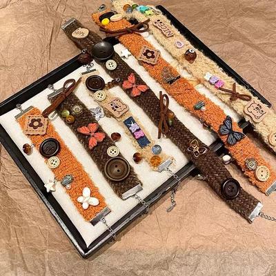 Conjunto de Colar Gargantilha Borboleta de Lã Maillard Retro & Pulseira - Joia de Corrente para Suéter Outono/Inverno para Estilos Doces e Descolados.