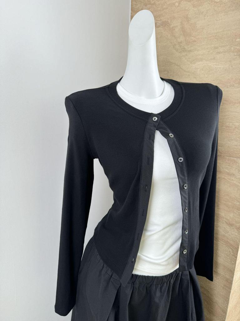 W magazynie: Zestaw dwuczęściowy Miu Series Inteligentny Design Kardigan i Spódnica Parasolowa z Niskim Stanem