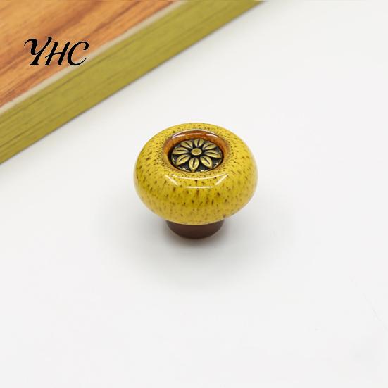Cabinet Knobs Vintage Flower Carving Anti-rust Home Smooth Drawer Pulls Improvement Leopard Round Handle for Wardrobe