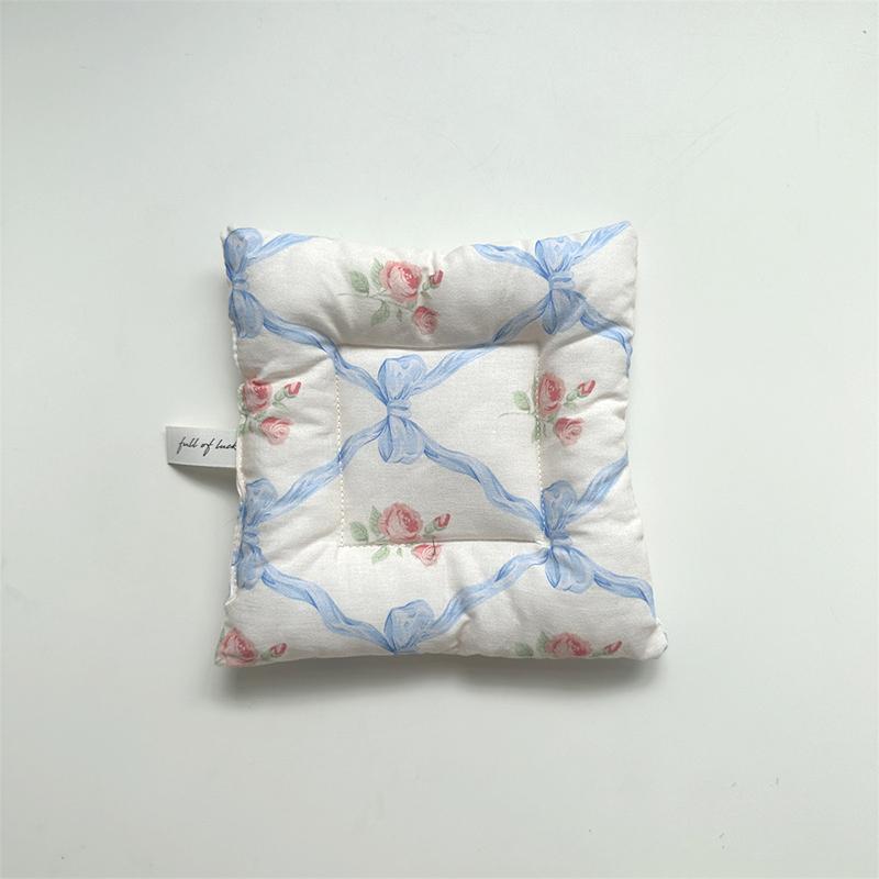 14x14cm Bow Pattern Unique Square Shaped Multi-functional Multiple Styles Heat Resistant Cotton Home Table Decor Accessories