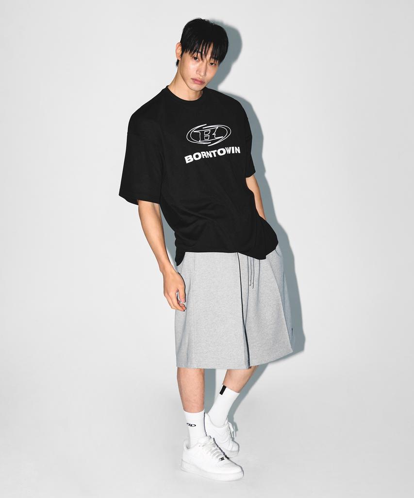 BORN TO WIN Stroke B Logo Semi Over Fit T-Shirts [Black]