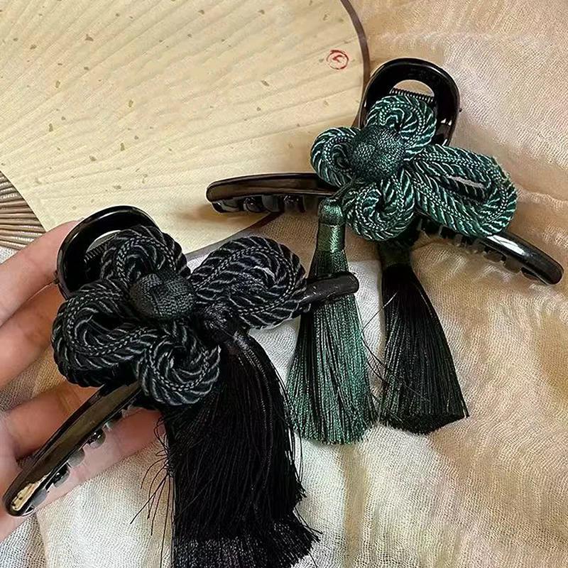 1Pcs New Chinese Style Hand Woven Knot Tassel Clip Elegant Dignified Cheongsam Hanfu Braided Updo Hair Accessories